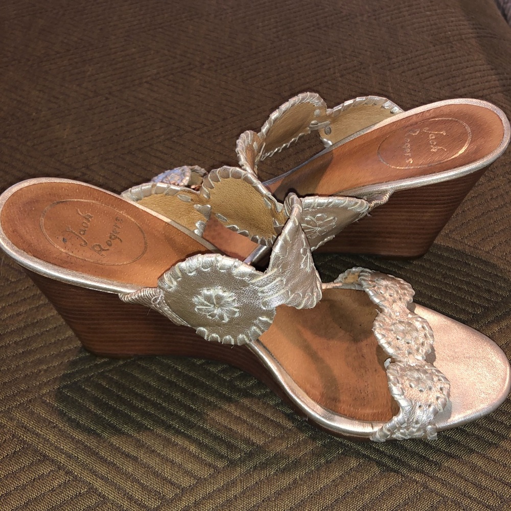 Jack Rogers Luccia Wedge Sandal Platinum 8.5